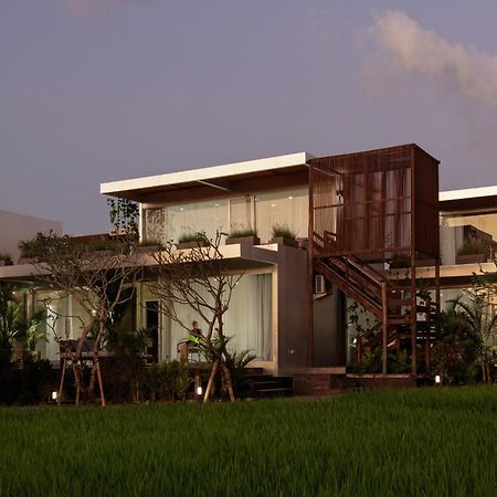 Unit Space Village Canggu Exteriör bild