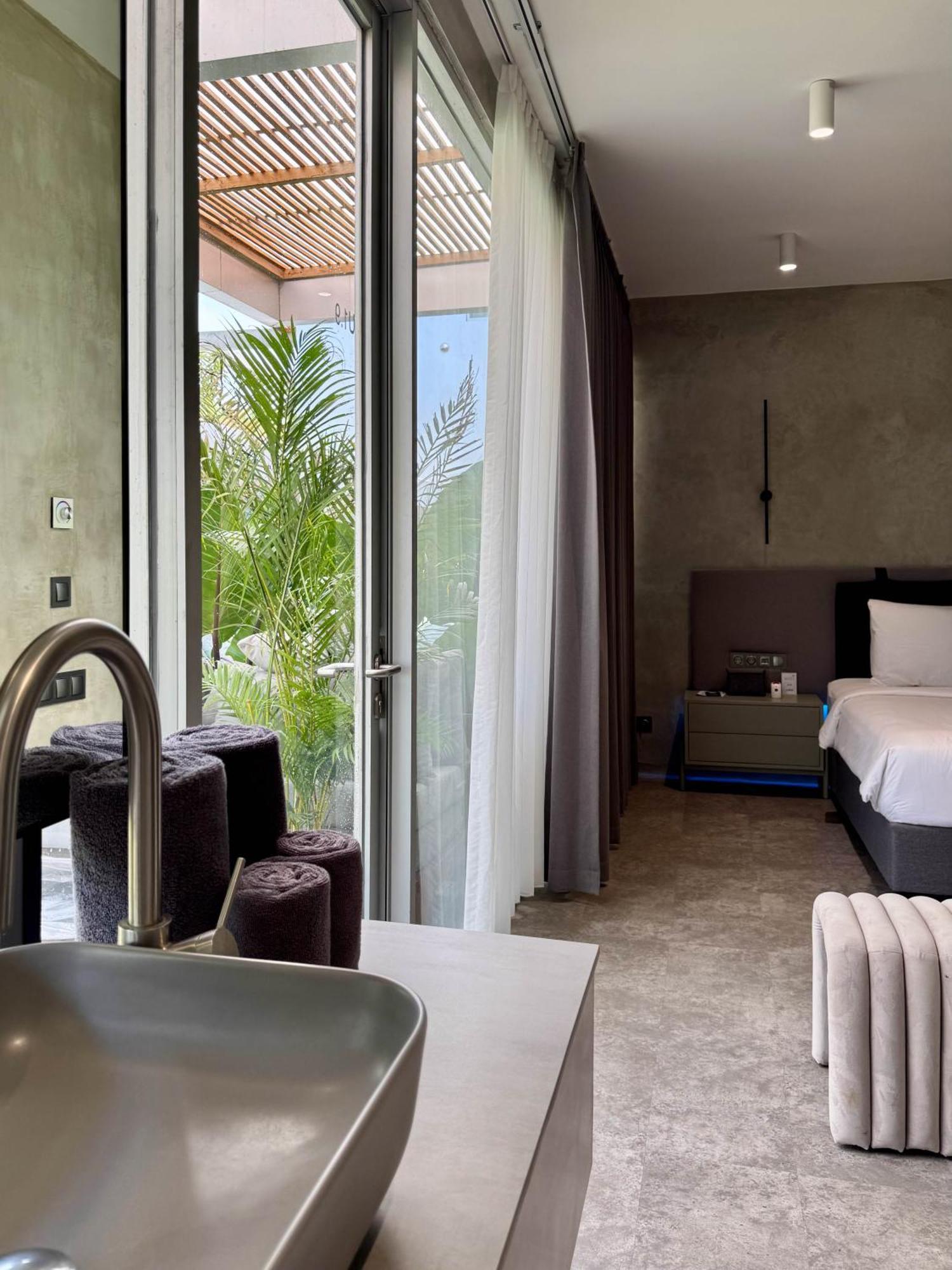 Unit Space Village Canggu Rum bild